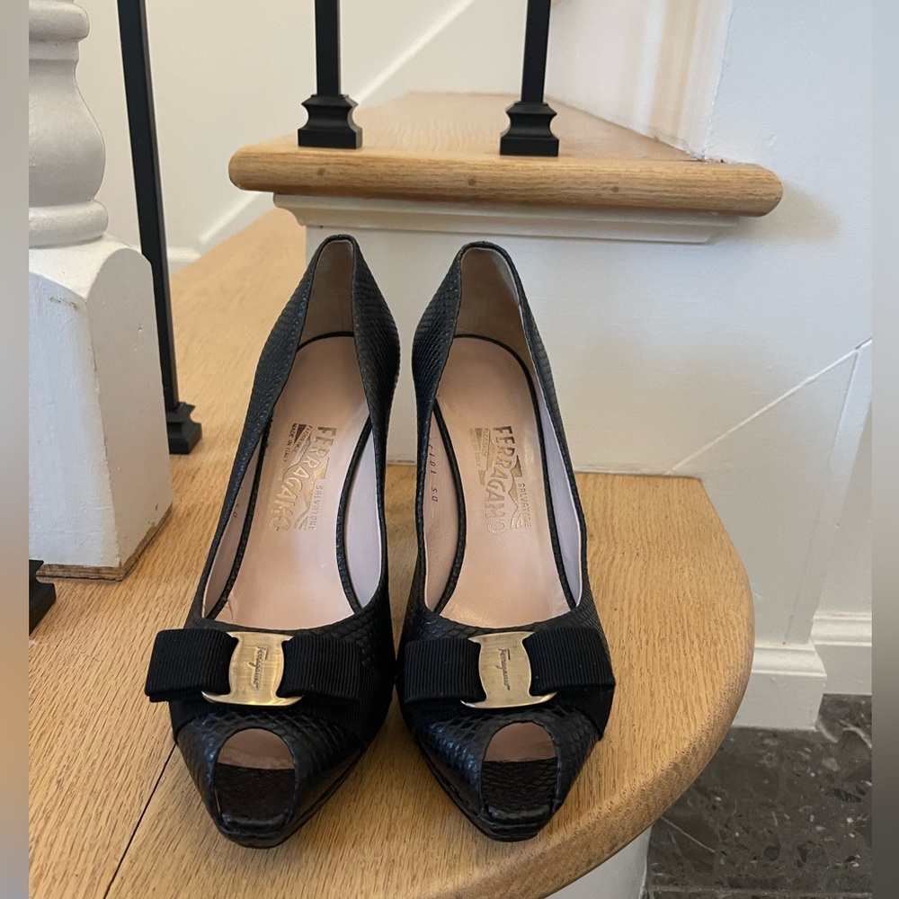 Salvatore Ferragamo Vara heels or pumps